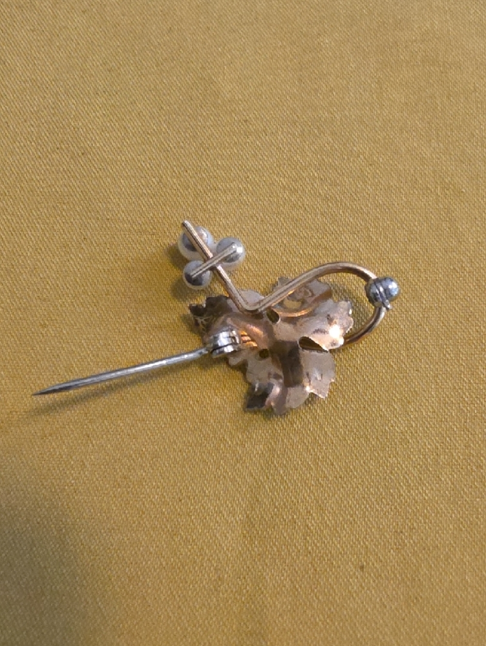 Vintage Krementz & Co. Brooch - Rolled Gold Plate - Piece Is Marked "KREMENTZ" - Picture 4 of 9